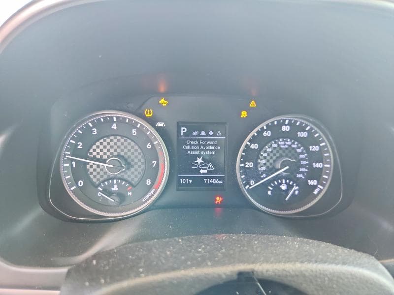 2020 HYUNDAI ELANTRA SEL 9