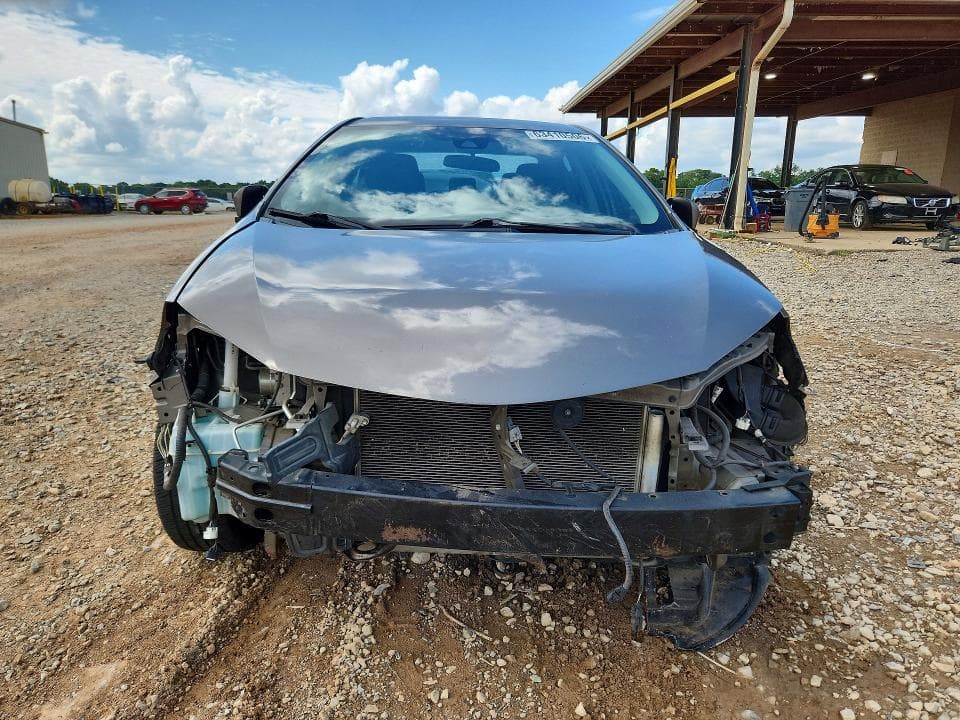 2017 TOYOTA COROLLA LE 5