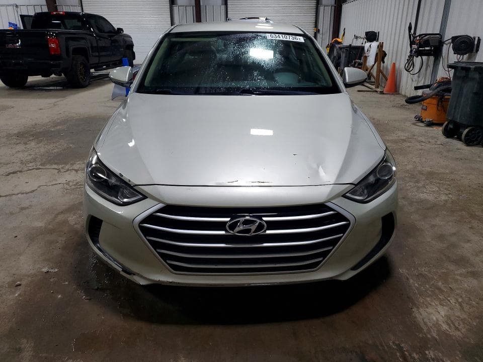 2017 HYUNDAI ELANTRA SE 5