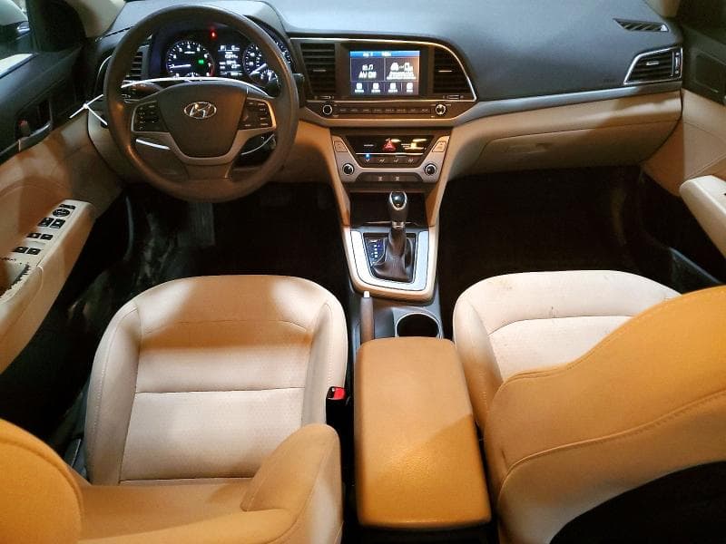 2017 HYUNDAI ELANTRA SE 8