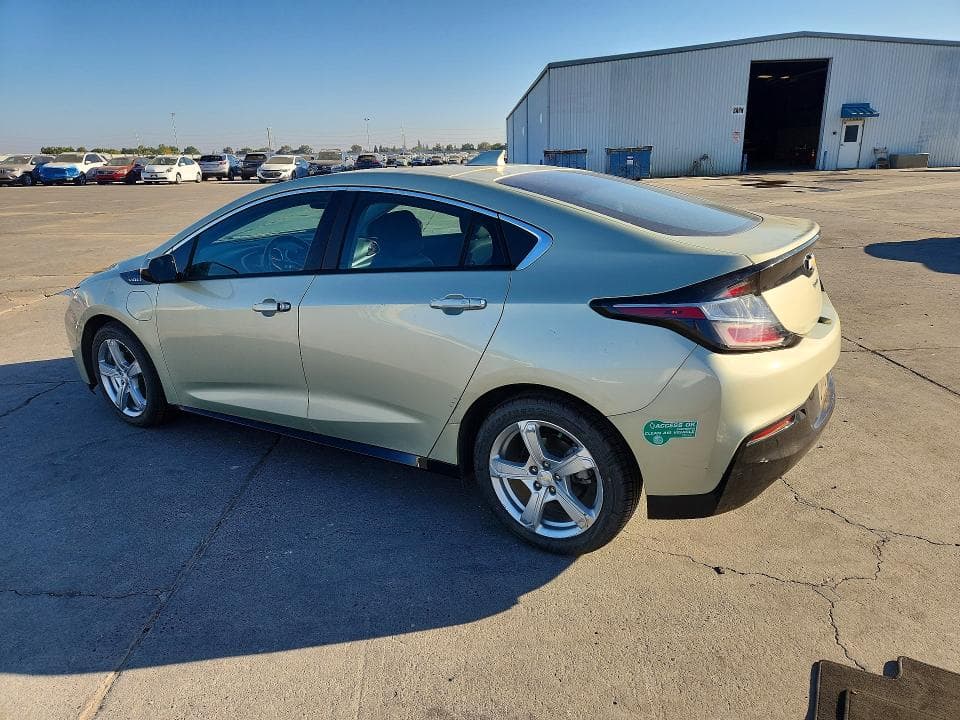 2017 CHEVROLET VOLT LT 2