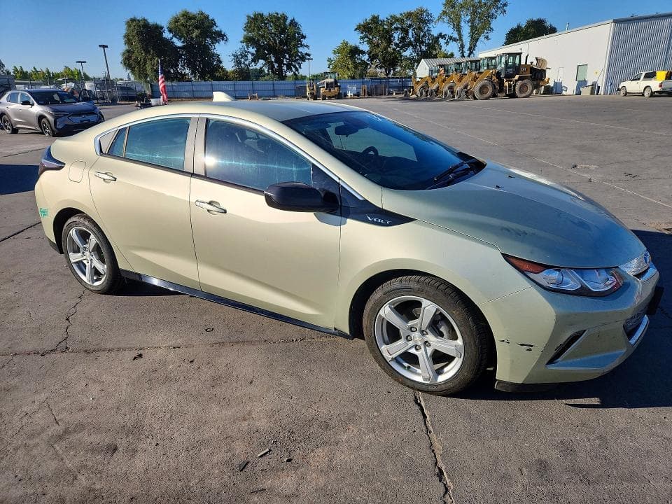 2017 CHEVROLET VOLT LT 4