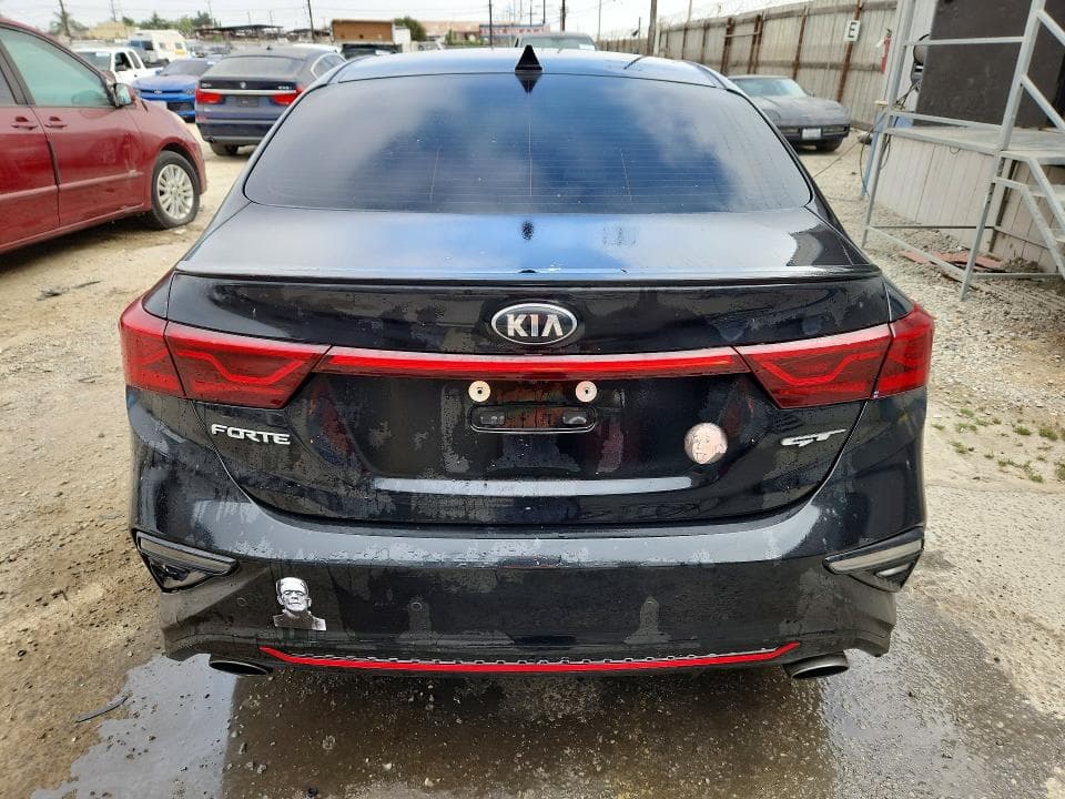 2021 KIA FORTE GT 6