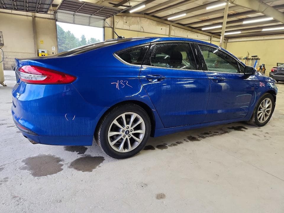 2017 FORD FUSION SE 3