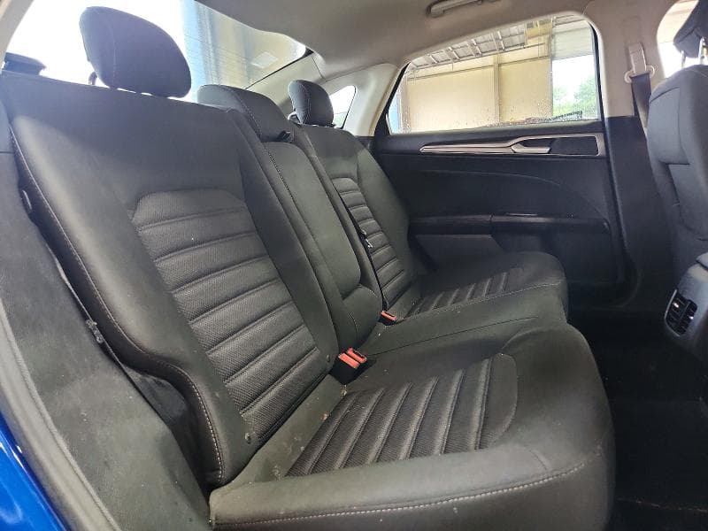 2017 FORD FUSION SE 10