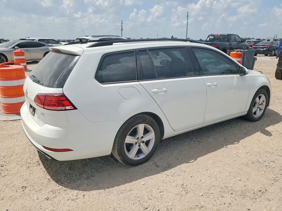 2018 VOLKSWAGEN GOLF SPORTWAGEN S 3