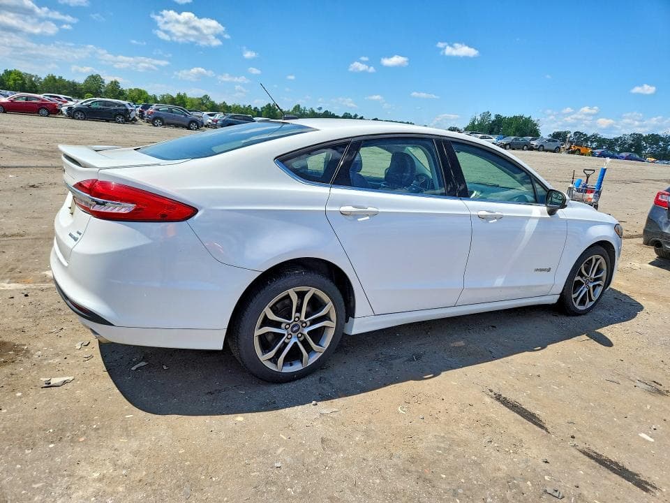 2017 FORD FUSION SE HYBRID 3