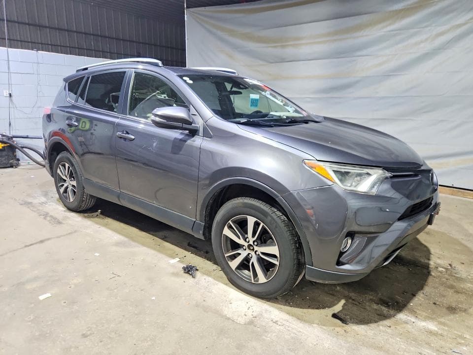 2018 TOYOTA RAV4 XLE 4