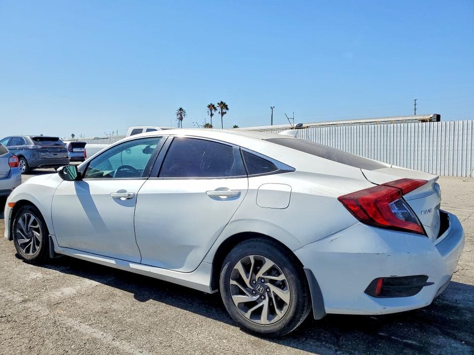 2018 HONDA CIVIC EX 2