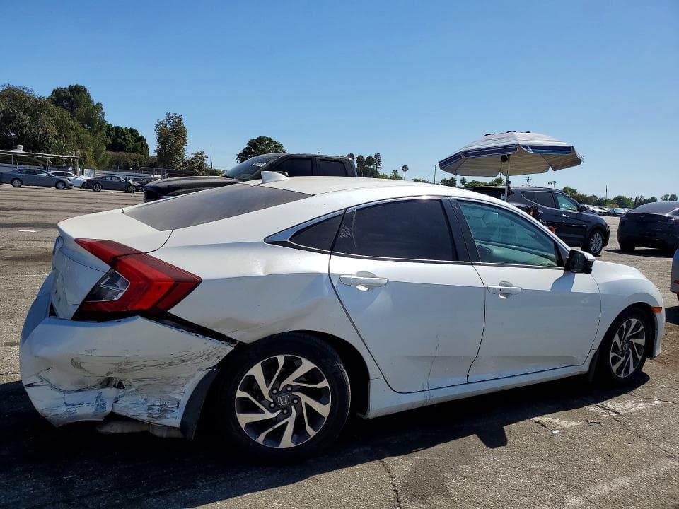 2018 HONDA CIVIC EX 3