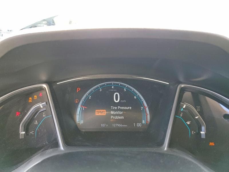 2018 HONDA CIVIC EX 9