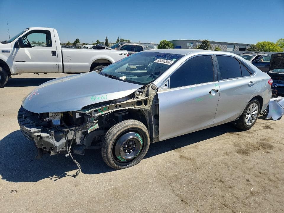 2017 TOYOTA CAMRY LE - 1