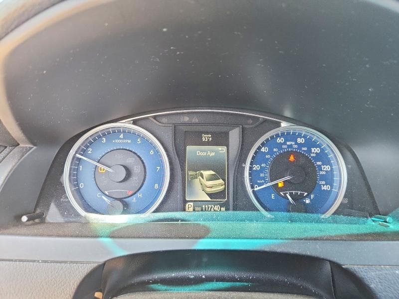 2017 TOYOTA CAMRY LE 9