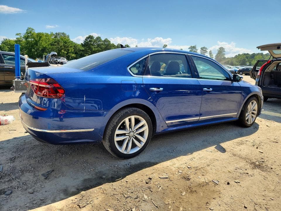 2017 VOLKSWAGEN PASSAT SE 3