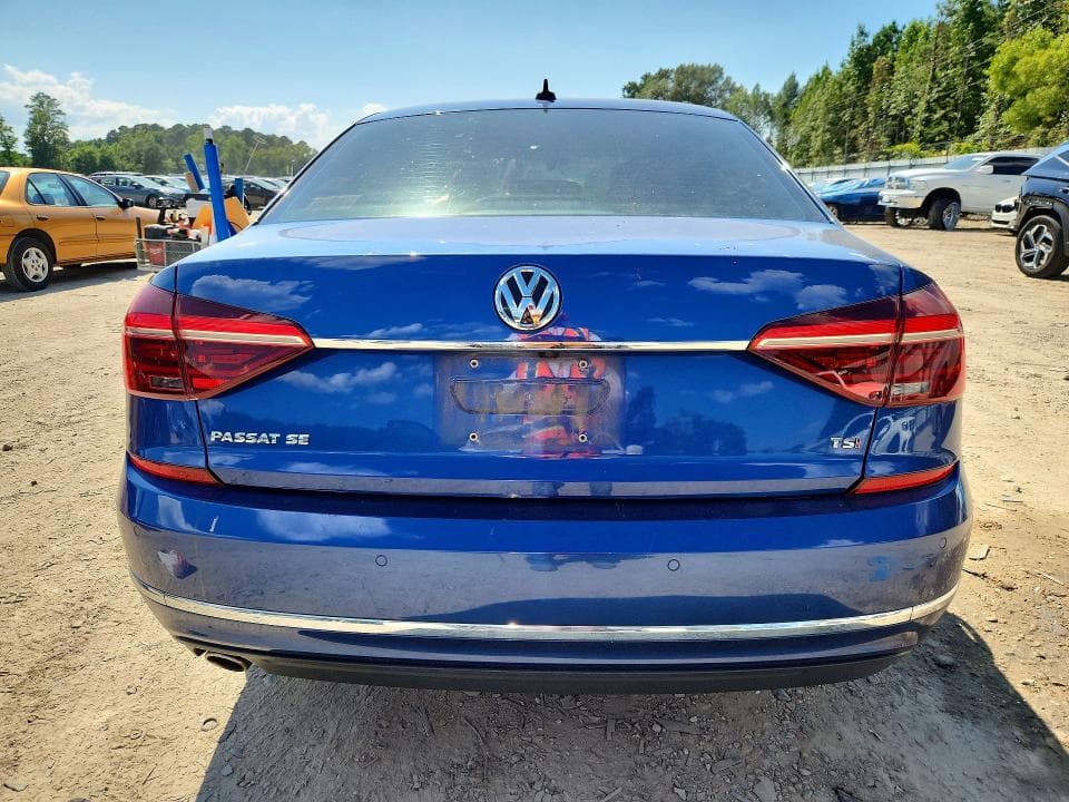 2017 VOLKSWAGEN PASSAT SE 6