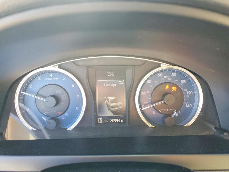 2017 TOYOTA CAMRY LE 9