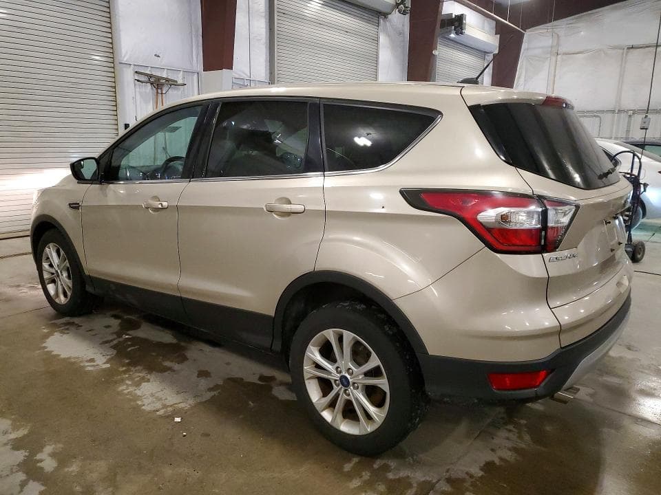 2017 FORD ESCAPE SE 2