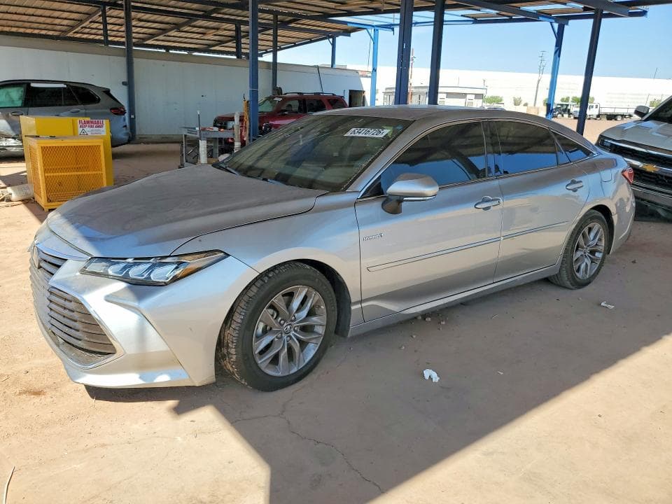 2019 TOYOTA AVALON - 1