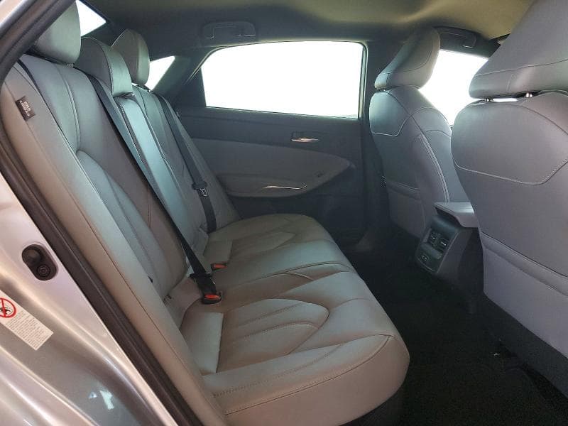 2019 TOYOTA AVALON 10