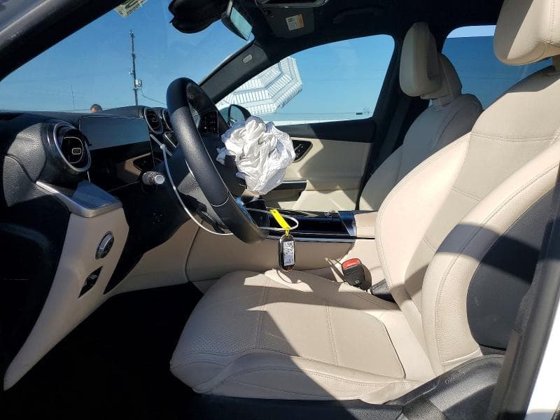 2025 MERCEDES-BENZ GLC 300 7