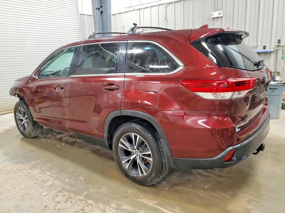 2019 TOYOTA HIGHLANDER LE PLUS 2