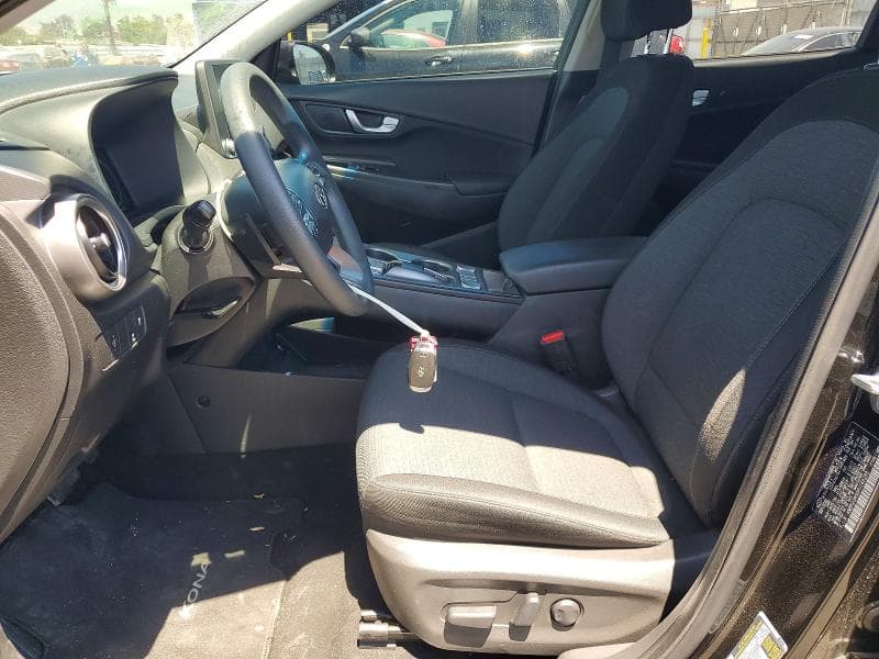 2023 HYUNDAI KONA SE 7