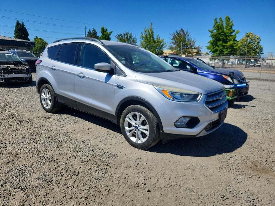 2018 FORD ESCAPE SE 4