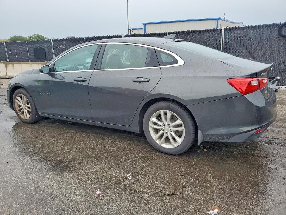 2017 CHEVROLET MALIBU LT 2