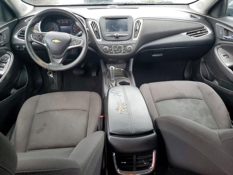 2017 CHEVROLET MALIBU LT 8