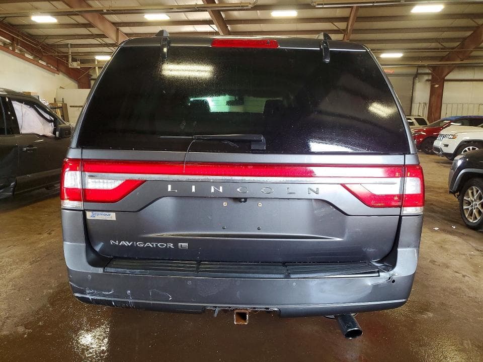 2017 LINCOLN NAVIGATOR L SELECT 6