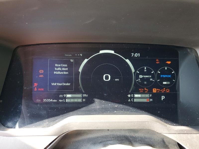2024 TOYOTA TUNDRA PLATINUM HV 9