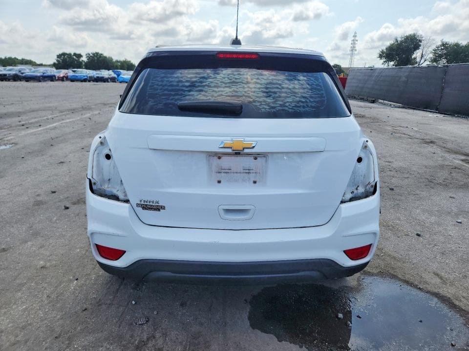 2020 CHEVROLET TRAX LS 6