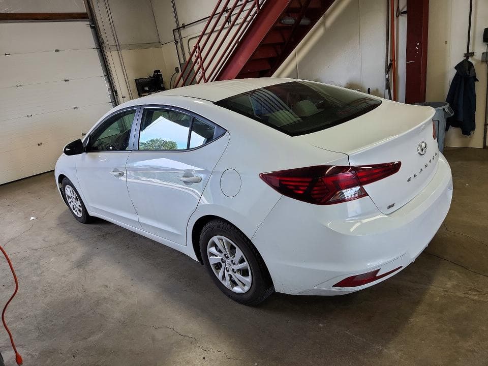 2020 HYUNDAI ELANTRA SE 2