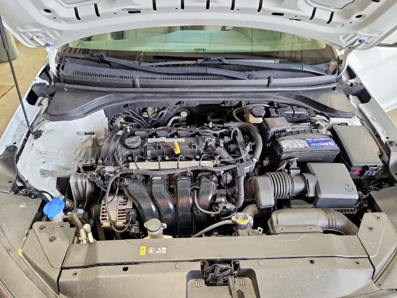 2020 HYUNDAI ELANTRA SE 11