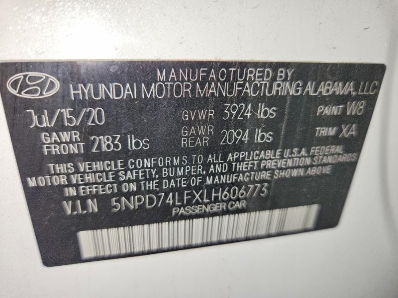 2020 HYUNDAI ELANTRA SE 12