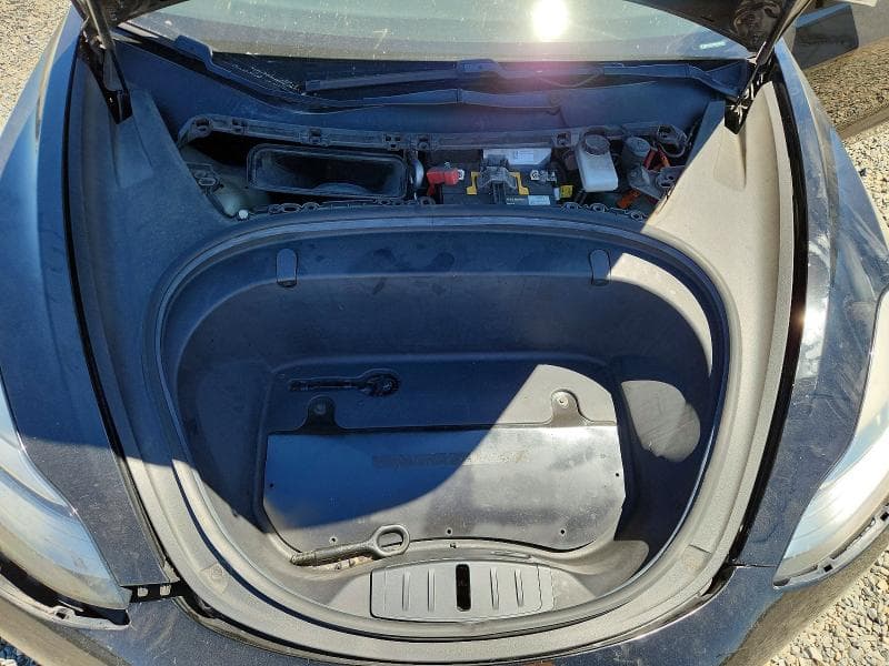 2020 TESLA MODEL 3 11