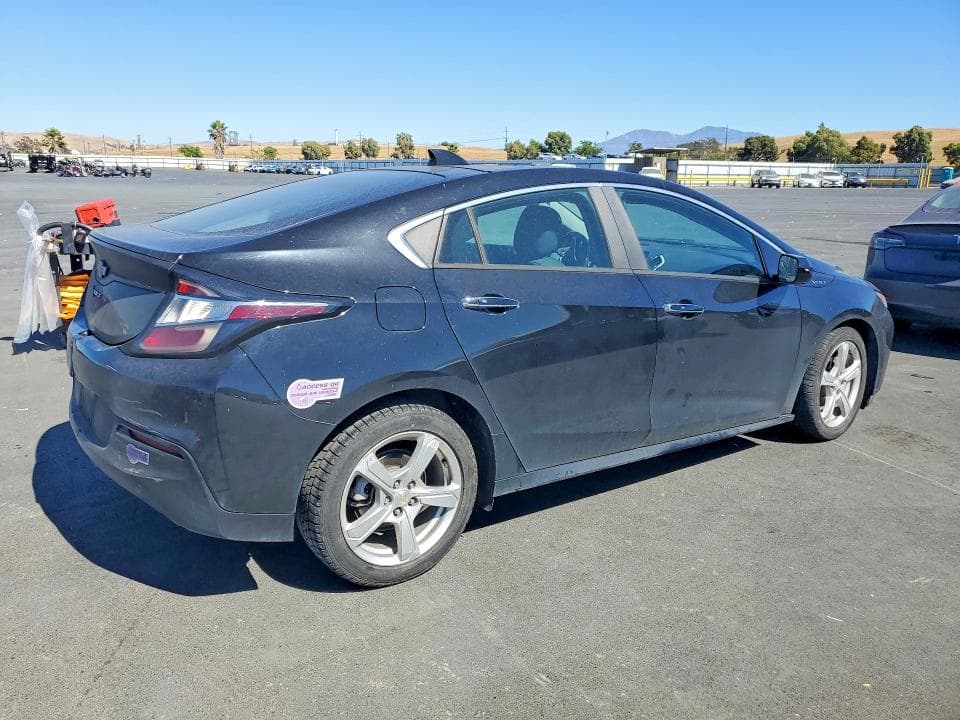 2017 CHEVROLET VOLT LT 3