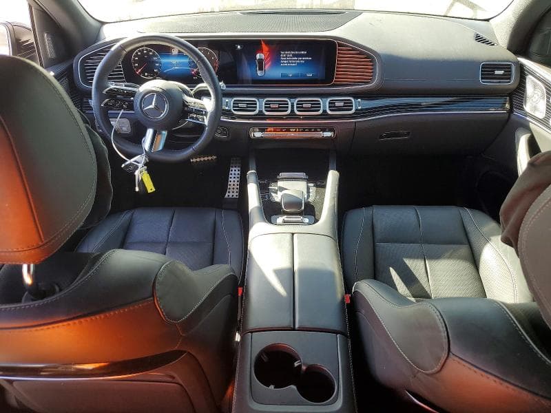 2025 MERCEDES-BENZ GLS 580 4MATIC 8