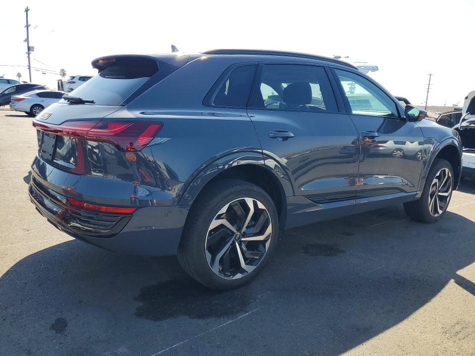 2024 AUDI Q8 E-TRON PREMIUM PLUS 3