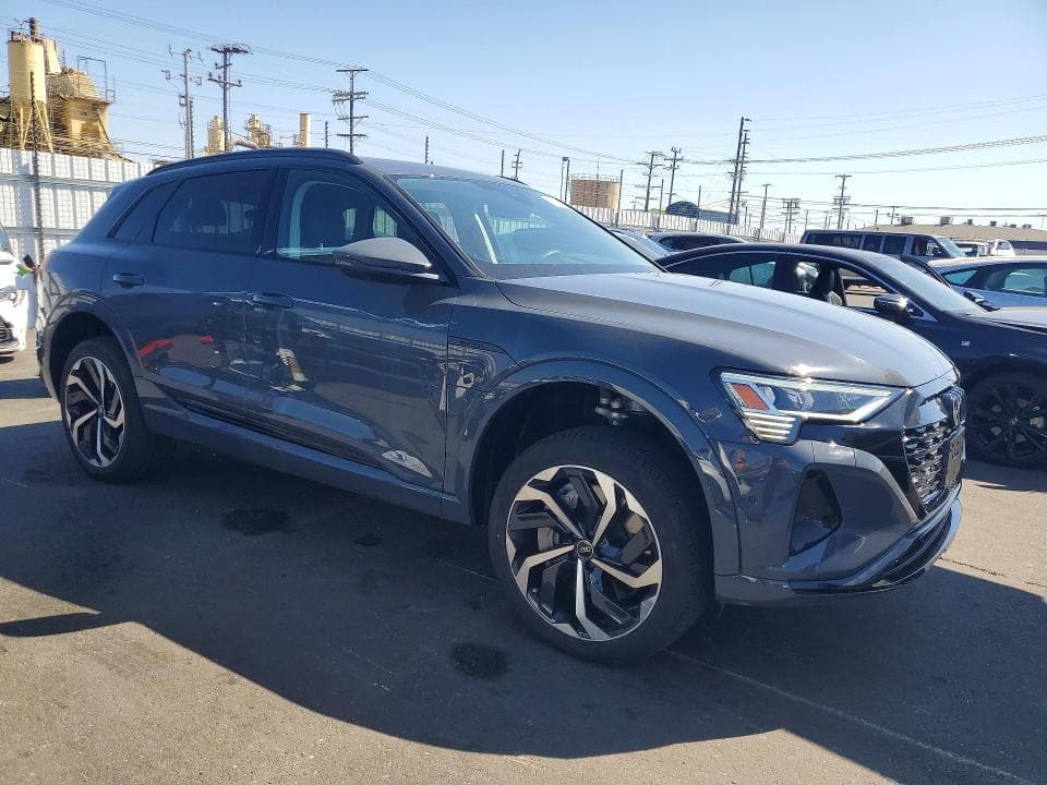 2024 AUDI Q8 E-TRON PREMIUM PLUS 4