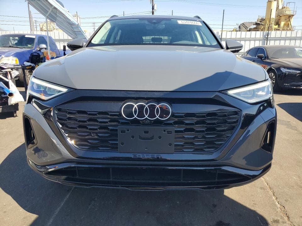 2024 AUDI Q8 E-TRON PREMIUM PLUS 5
