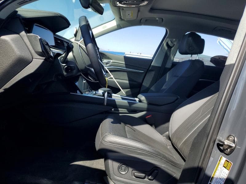 2024 AUDI Q8 E-TRON PREMIUM PLUS 7