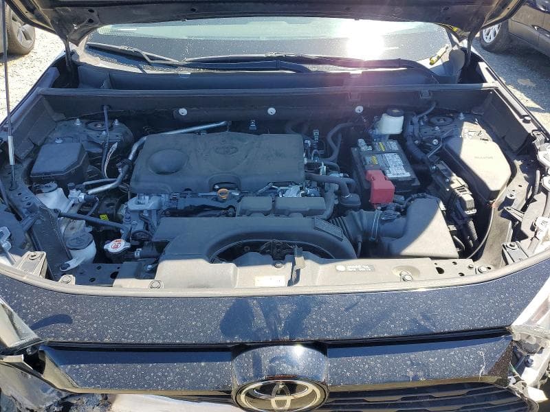 2019 TOYOTA RAV4 LE 12