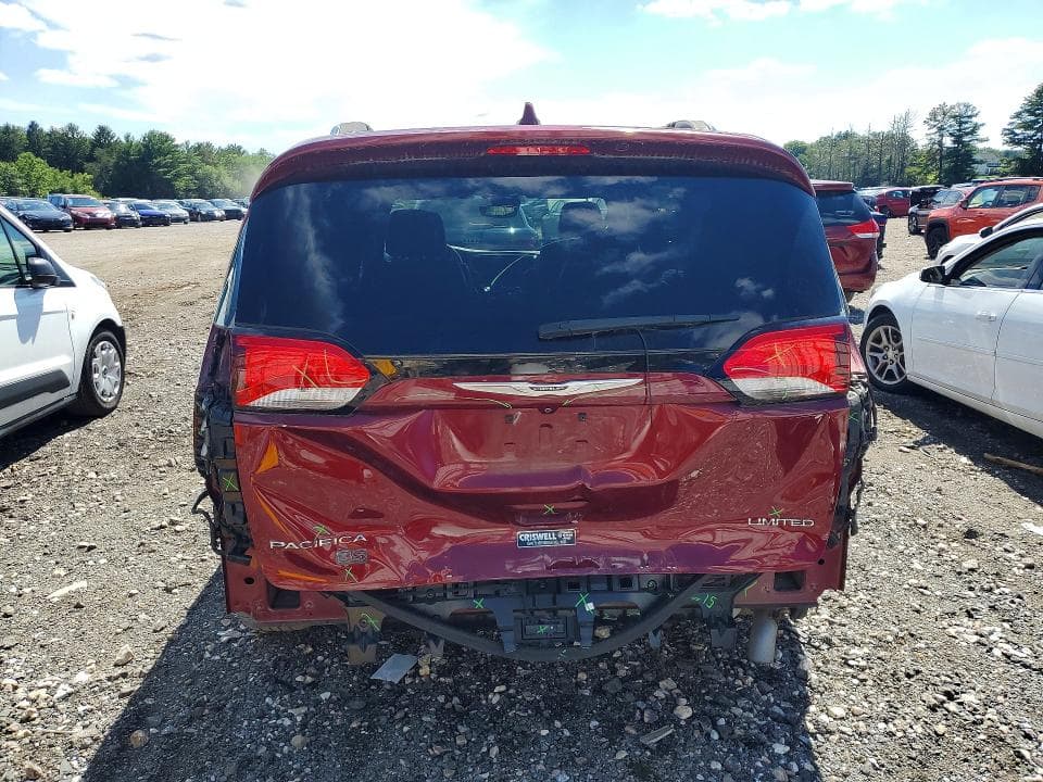 2020 CHRYSLER PACIFICA LIMITED 6