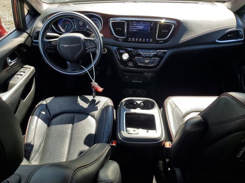 2020 CHRYSLER PACIFICA LIMITED 8