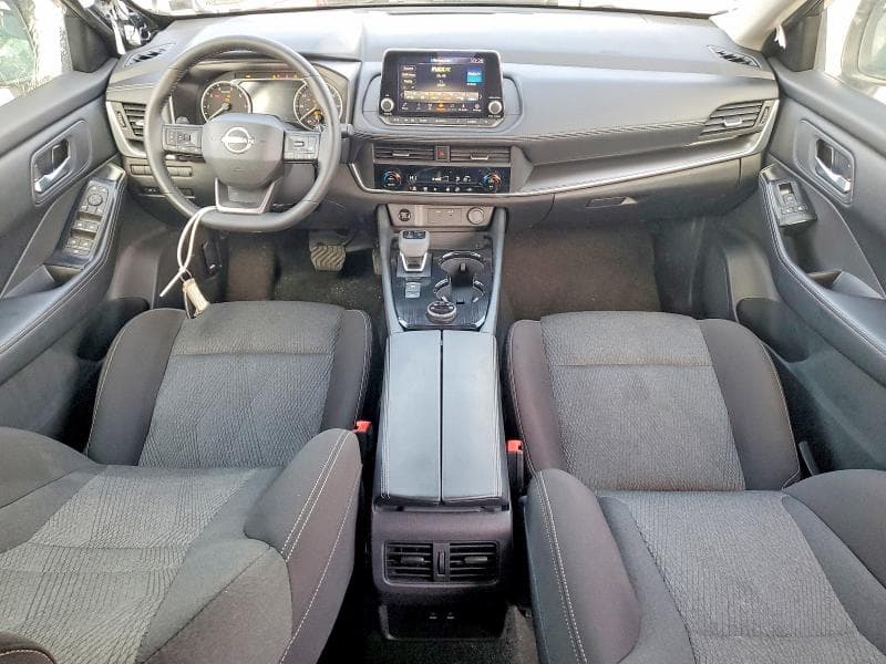 2025 NISSAN ROGUE SV 8