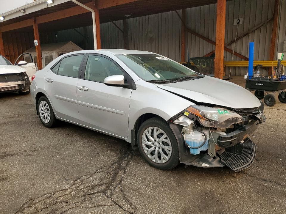 2017 TOYOTA COROLLA LE 4