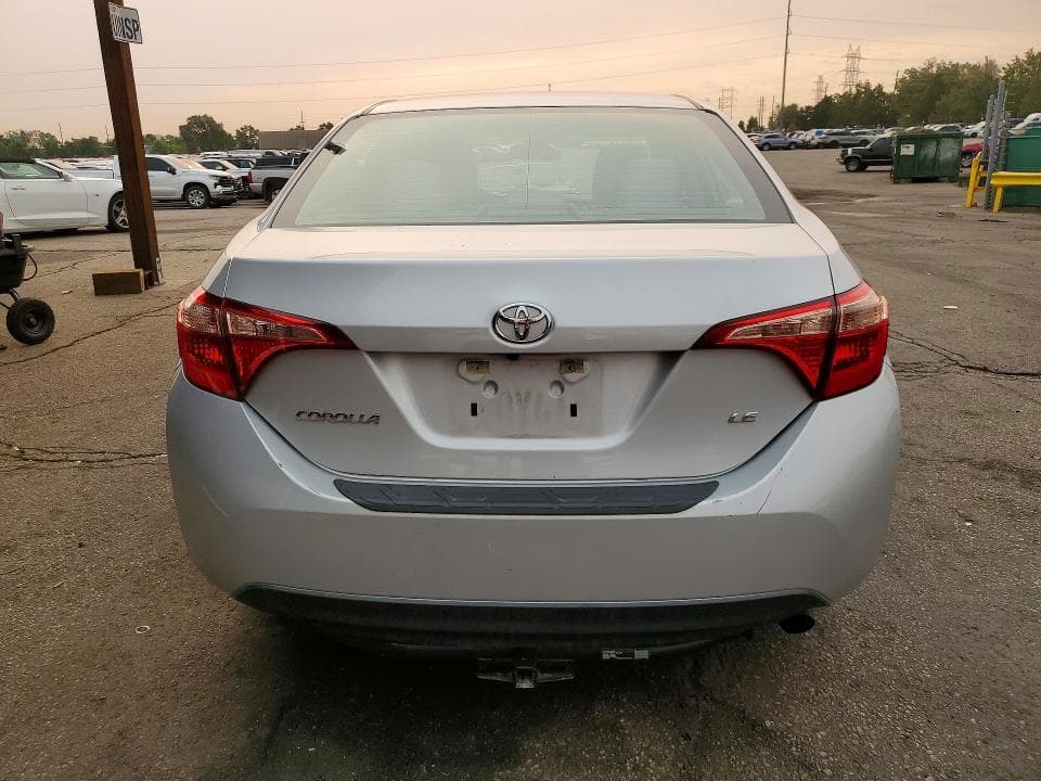 2017 TOYOTA COROLLA LE 6