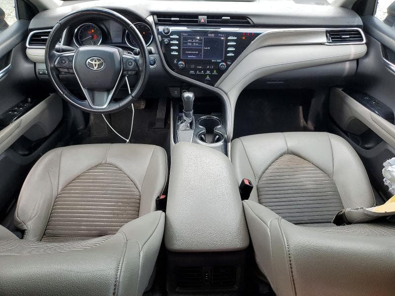 2018 TOYOTA CAMRY SE 8