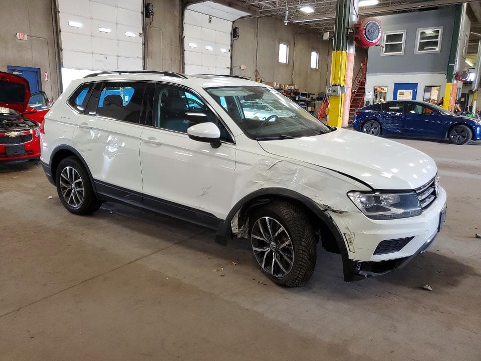 2019 VOLKSWAGEN TIGUAN SE 4